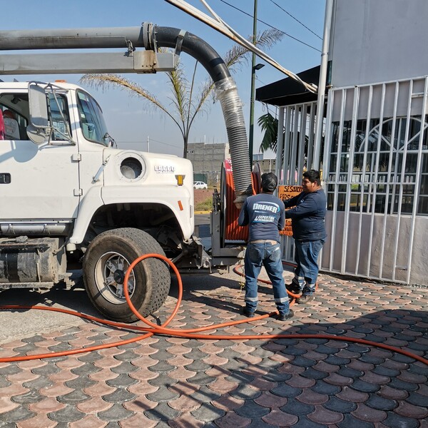 Desazolves de Drenajes Urgentes en Toluca